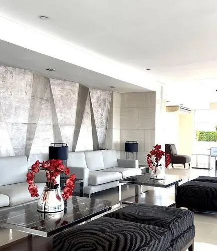 Mezza Ii Residences Staycation Hotel Manila